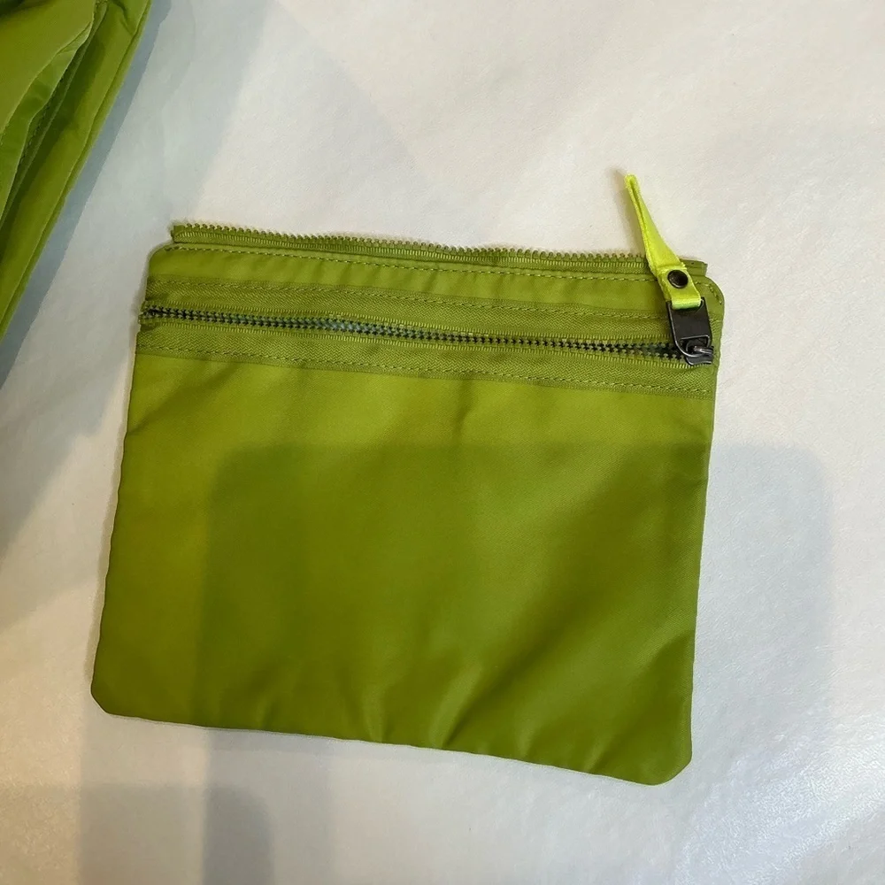 New Baggallini Skedaddle Laptop Backpack in Neon Green